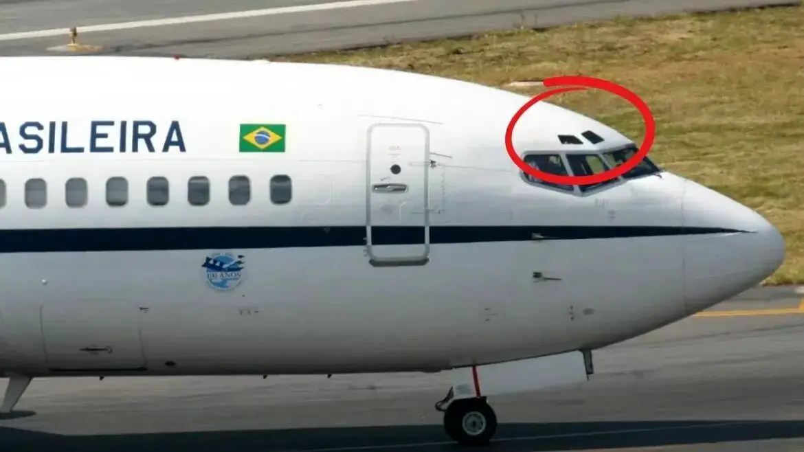 چرا آن پنجره های وحشتناک از هواپیماهای بوئینگ برداشته شد؟! 1 چرا آن پنجره های وحشتناک از هواپیماهای بوئینگ برداشته شد؟!