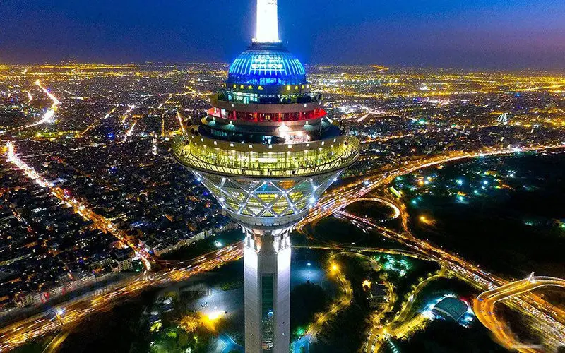 چرا در 5 اکتبر در تهران است؟
