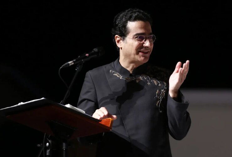 کنسرت خیابان Homayoun Shajariar از نظر قانونی ممنوع نیست