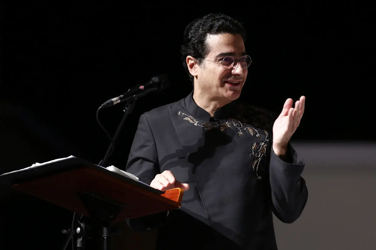 کنسرت خیابان Homayoun Shajariar از نظر قانونی ممنوع نیست