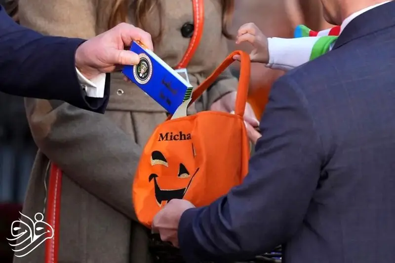 هالووین های متفاوت ترامپ و ملانیا در کاخ سفید/ حاشیه شوخی های بچه ها بود 11 1422