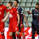 پرسپولیس-تراکتور; 2 سال بدون تماشاگر در ورزشگاه خالی!