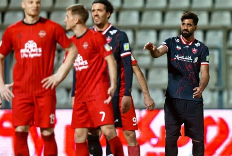 پرسپولیس-تراکتور; 2 سال بدون تماشاگر در ورزشگاه خالی!