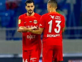 الدحیل 4-1 مقابل شباب الاهلی پیروز شد. عزت اللهی و دوستانش دسته گل شدند!