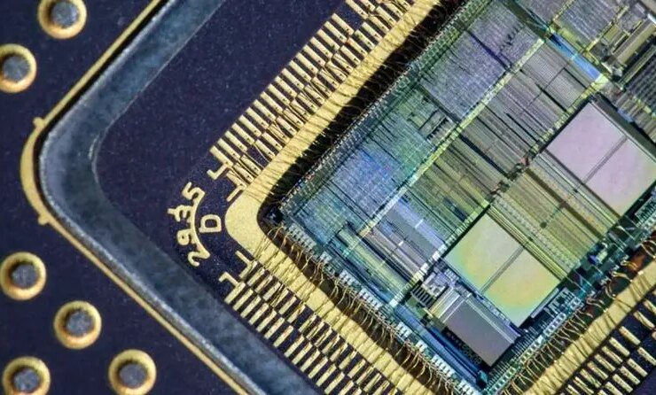 آیا می دانید در هر گوشی هوشمند چقدر "طلا" وجود دارد؟ 25 تلفن