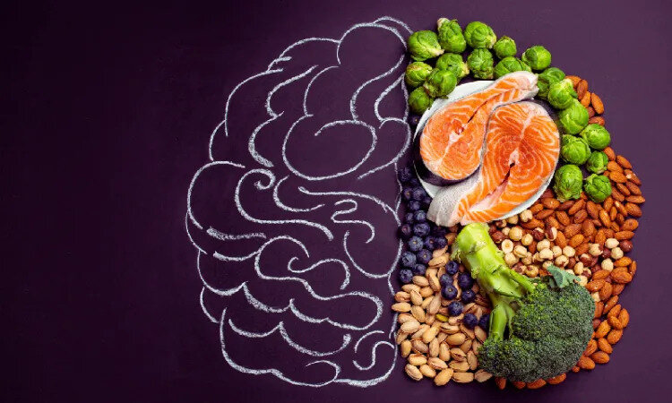 غذاهای مفید برای تقویت حافظه و تمرکز را بشناسید 1 غذاهای مفید برای تقویت حافظه و تمرکز را بشناسید