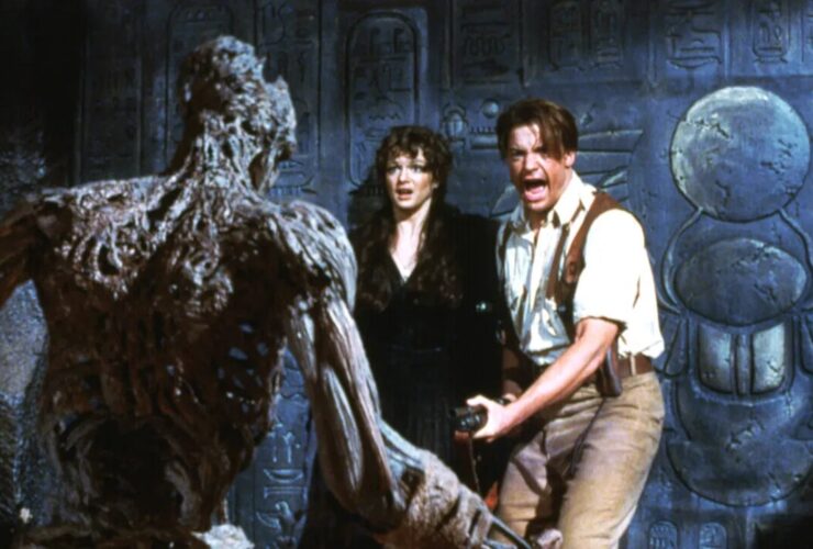 "مادر" از تابوت بیرون آمد. برندان فریزر و ریچل وایز پس از بیست سال بازگشتند