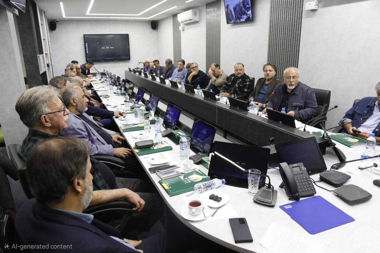 سفر 3 روزه اعضای خانه سینما به کرمان/بازدید سینماگران از قلعه بم