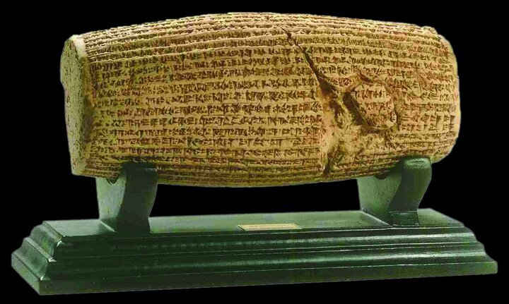 مژده برای عاشقان کوروش/یونسکو، پادشاه ایران مجبور به معرفی و آموزش آموزه های منشور شد. 1 مژده برای عاشقان کوروش/یونسکو، پادشاه ایران مجبور به معرفی و آموزش آموزه های منشور شد.