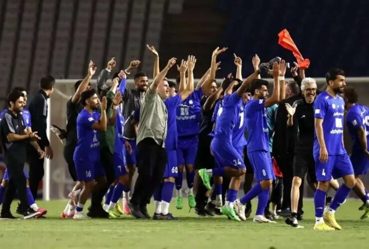 پوستر طرد شدید استقلال خوزستان به پرسپولیس