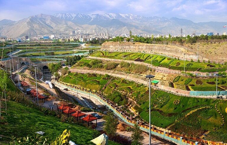 آخر هفته کجا برویم؟/ 7 مقصد جذاب تهران گردی پاییزی; از باغ های تاریخی گرفته تا طبیعت رنگارنگ 19 آخر هفته کجا برویم؟/ 7 مقصد جذاب تهران گردی پاییزی; از باغ های تاریخی گرفته تا طبیعت رنگارنگ