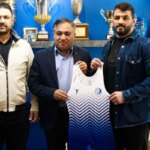 یک فوتبالیست معمولی 100 میلیارد، حسن یزدانی 7 میلیارد!