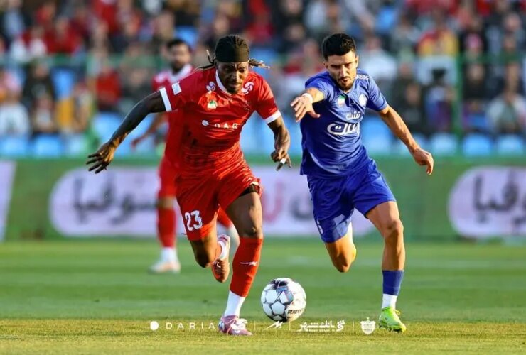 پرسپولیس با نتیجه 3 بر صفر استقلال خوزستان را شکست داد. تیم اسمار مورد علاقه هواداران است 14 photo_۲۰۲۵-۱۱-۰۷_۱۷-۴۸-۲۰