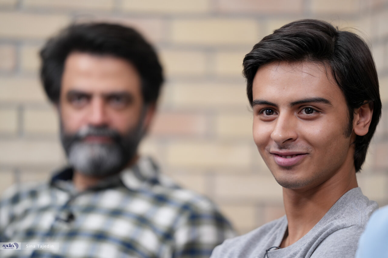 1762599503 932 اینکه شهید هم نیاز به دفاع دارد نشان از شکاف