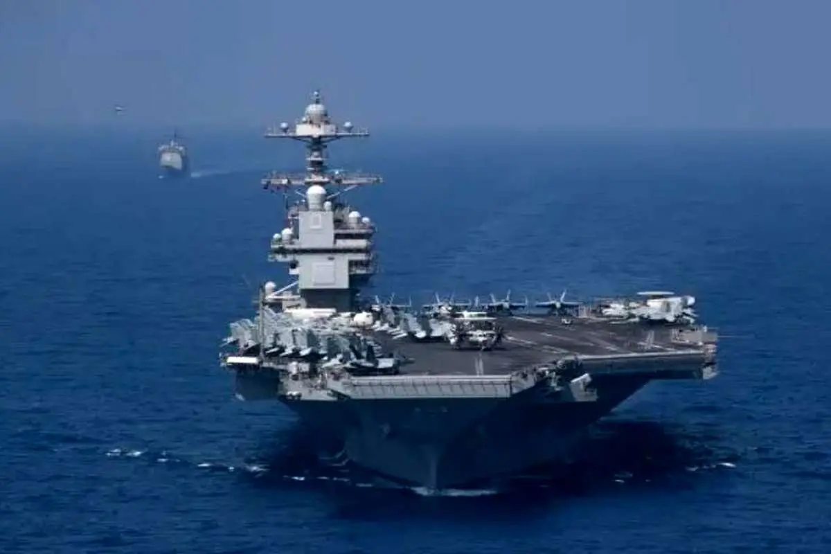 پرواز جنگنده های قدرتمندترین کشتی جنگی جهان 1 پرواز جنگنده های قدرتمندترین کشتی جنگی جهان