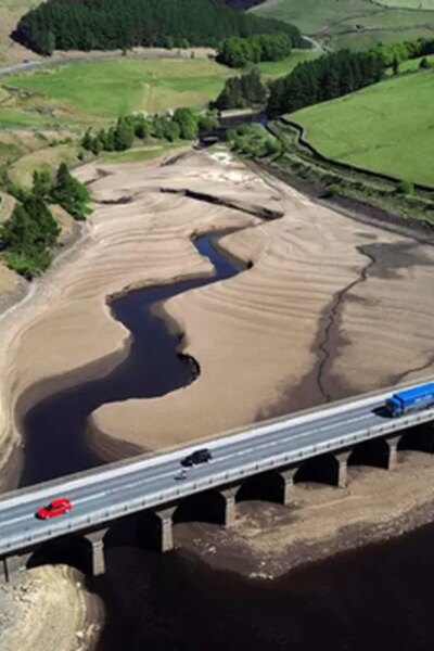 پر کردن استخرها در انگلیس ممنوع است 2 پر کردن استخرها در انگلیس ممنوع است