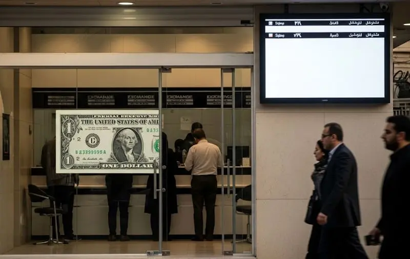 قیمت دلار در کانال 107 هزار; جادوی بازار ارز چه زمانی خواهد شکست؟ 1 قیمت طلا و دلار و سکه 1404