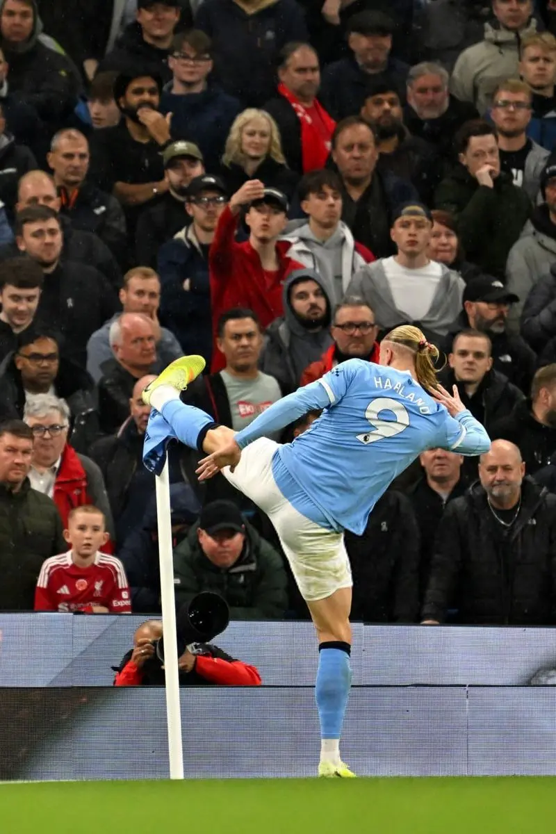 منچسترسیتی 3-0 لیورپول را شکست داد. پیروزی قاطع شاگردان پپ در هزارمین مسابقه 5 photo_2025-11-09_21-02-03