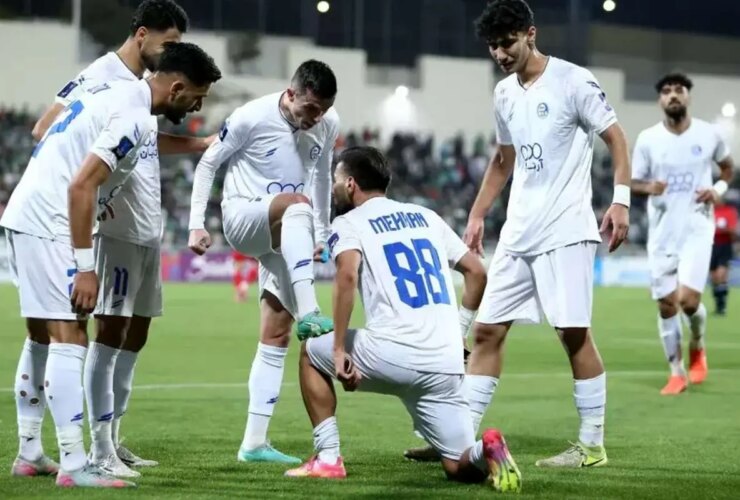 شاگردان ساپینتو بعد از 6 روز مرخصی شروع می کنند 30 شاگردان ساپینتو بعد از 6 روز مرخصی شروع می کنند