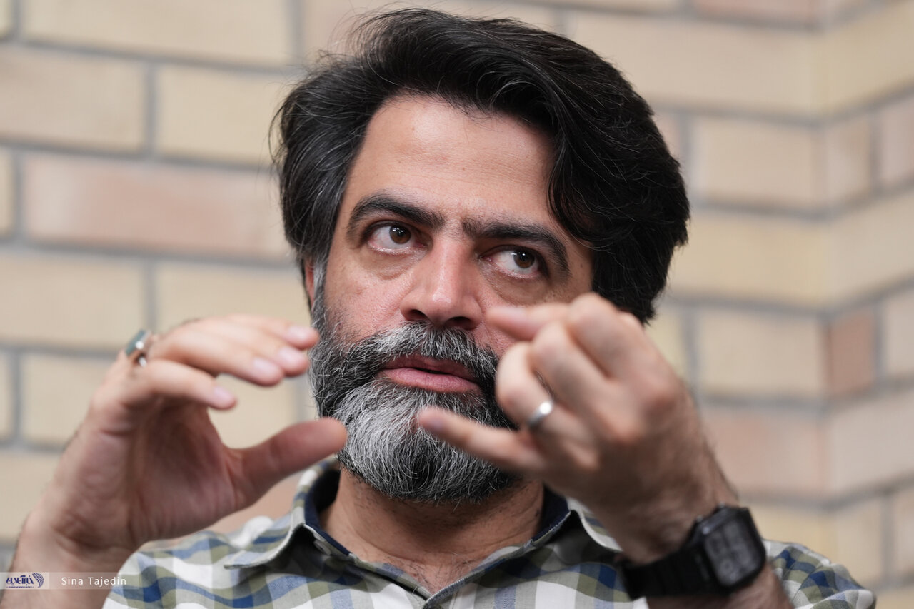 محمود کریمی را می بینی، از گفتن «سفارشی» تردید نمی کنی؟