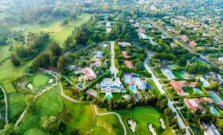 ایلان ماسک با این همه پول چه می کند؟ 31 photo_2025-11-10_15-01-11