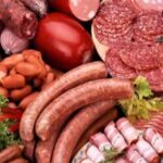 خطرات مصرف سوسیس و کالباس فاسد