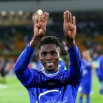 برنامه استقلال در پنجره بسته; بازگشت مهاجم!