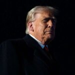 ترامپ کارکنان خطوط هوایی آمریکایی را تهدید کرد