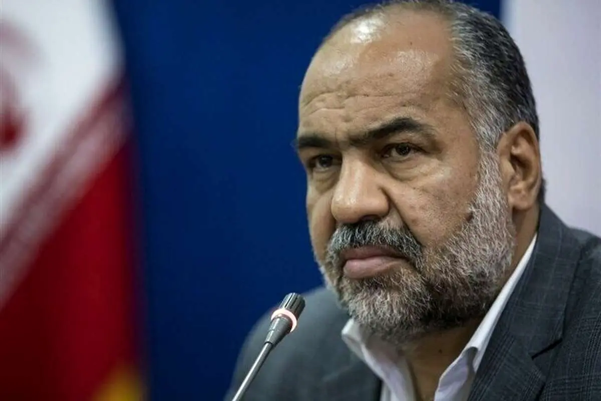 نماینده مجلس: جشن گرفتن با کیک 12 متری ربطی به تولد من ندارد