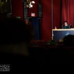 تصویری از رقابت بین سرمایه داران و کمونیست ها