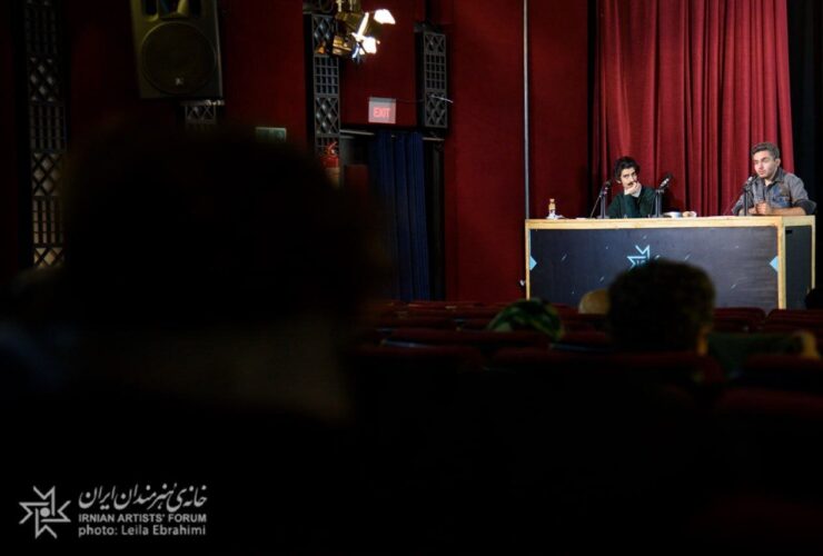 تصویری از رقابت بین سرمایه داران و کمونیست ها