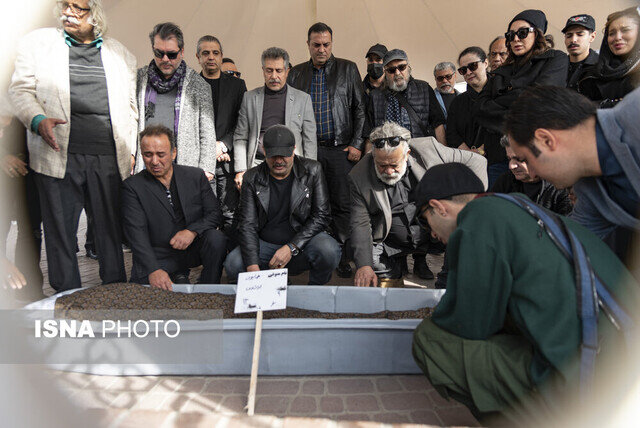 گزارش تصویری جای خالی هنرمندان در بدرقه همایون ارشادی