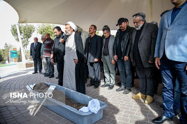 گزارش تصویری جای خالی هنرمندان در بدرقه همایون ارشادی