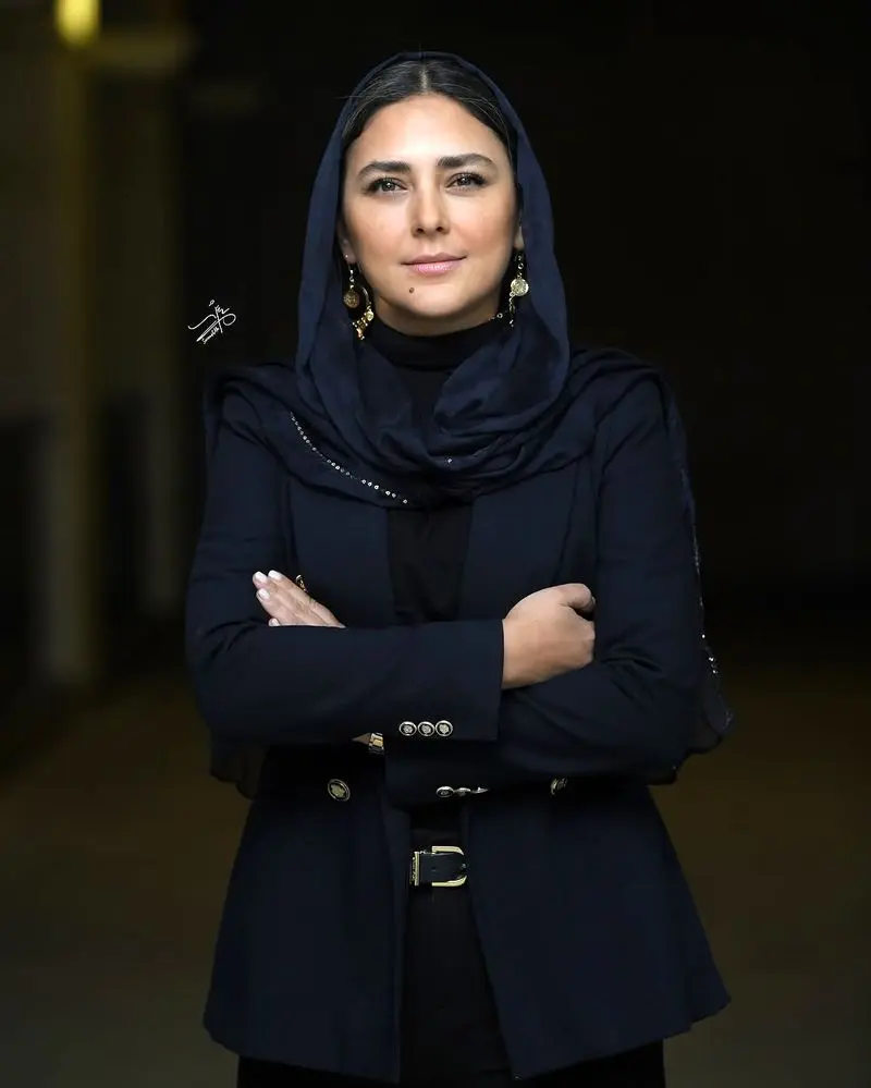 هدی زین العابدین و جایزه جدیدش 5 photo_2025-11-15_11-34-58