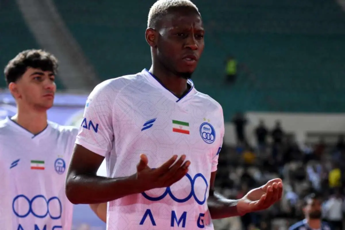 رفتار خارجی استقلال در دبی به شدت مورد انتقاد است 1 رفتار خارجی استقلال در دبی به شدت مورد انتقاد است