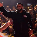 تصویر عکس رهبر انقلاب در موبایل هادی چوپان