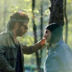 پیمان معادی، پریناز ایزدیار و ستاره پسیانی بازیگران آن هستند.