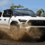 مینی ون تویوتا