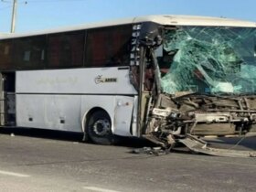 تصادف زنجیره ای 2 اتوبوس با مینی بوس / 7 نفر مجروح شدند 9 تصادف زنجیره ای 2 اتوبوس با مینی بوس / 7 نفر مجروح شدند