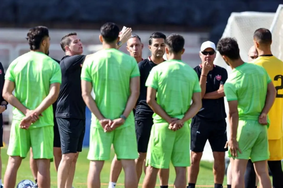 عثار تمرین پرسپولیس را تعطیل کرد 1 عثار تمرین پرسپولیس را تعطیل کرد