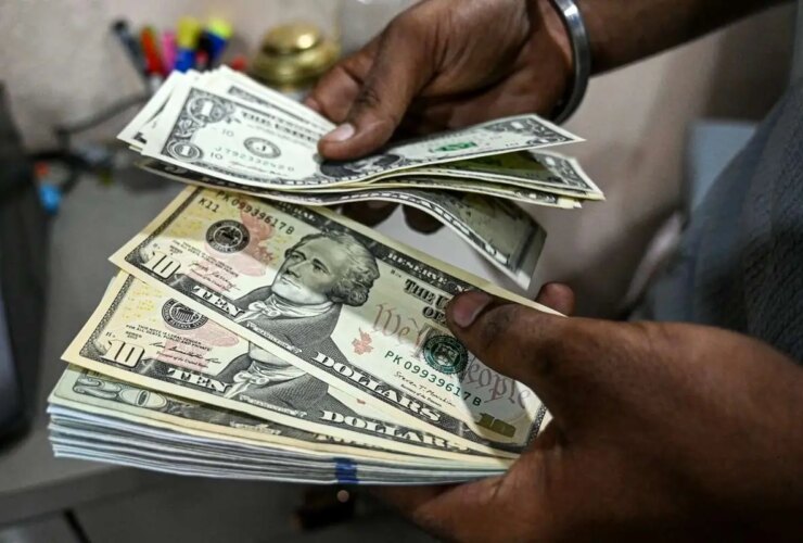 قیمت دلار امروز دوشنبه 5 آبان 1404