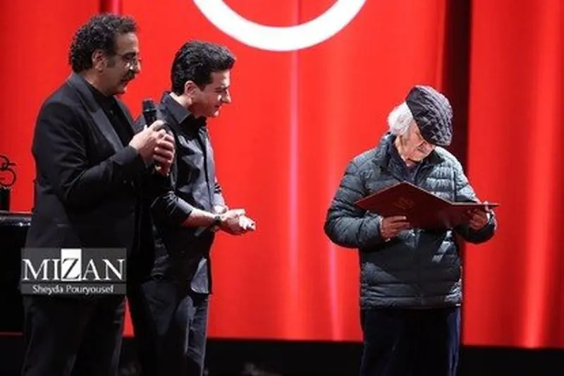 شفیعی کدکنی در کنار همایون شجریان در برج میلاد 6 همایون شجریان