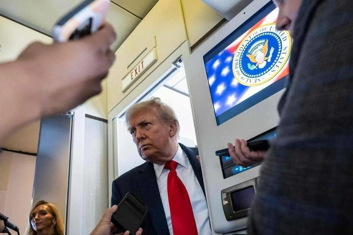 ترامپ: یا با من باش وگرنه له میشی! 1 ترامپ: یا با من باش وگرنه له میشی!