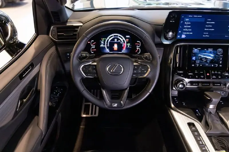 LexusLX600; خودروی 45 میلیاردی در ایران چه می کند؟ 5 لکسوس 2