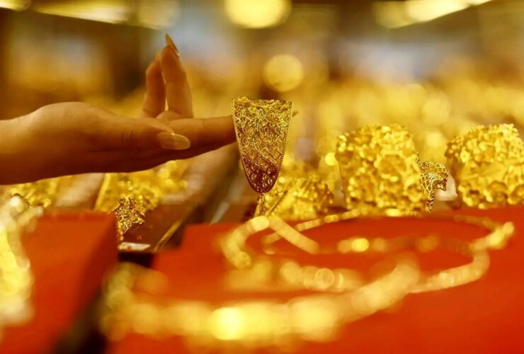 قیمت طلا امروز سه شنبه 27 آبان 1404 است 6 قیمت طلا امروز سه شنبه 27 آبان 1404 است