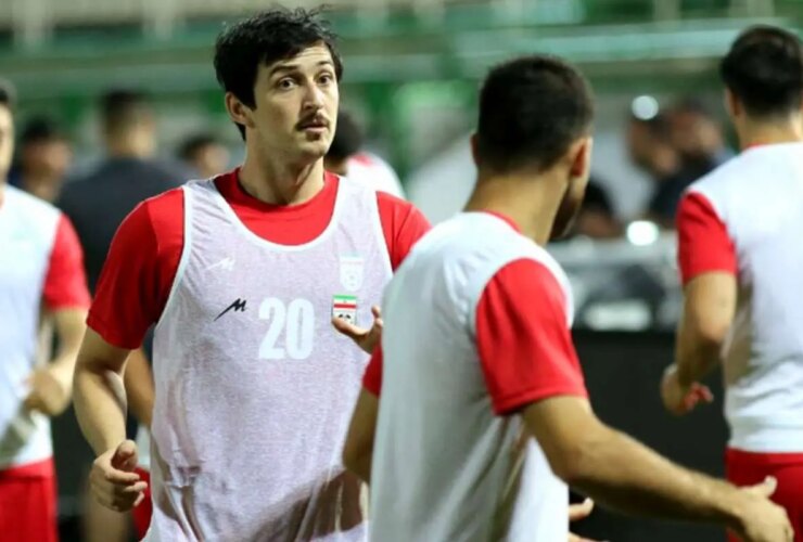 ماجرای ناراحتی سردار آزمون از تمسخر چند فوتبالیست جوان! 20 ماجرای ناراحتی سردار آزمون از تمسخر چند فوتبالیست جوان!