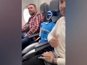 مهماندار رباتیک