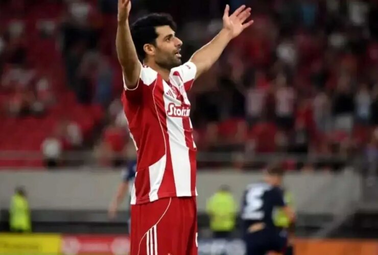 زلزله طارمی در لیگ یونان; المپیاکوس با دبل شاهزاده ایرانی پیش افتاد