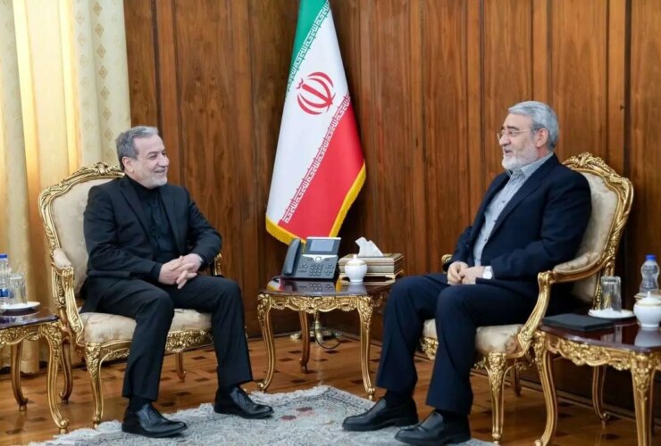 دیدار با عراقچی سفیر چین در جمهوری اسلامی ایران 36 دیدار با عراقچی سفیر چین در جمهوری اسلامی ایران