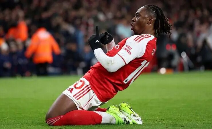 آرسنال 4-1 تاتنهام را شکست داد. فتح دربی لندن با توپخانه غیرقابل توقف 18 مربوط به